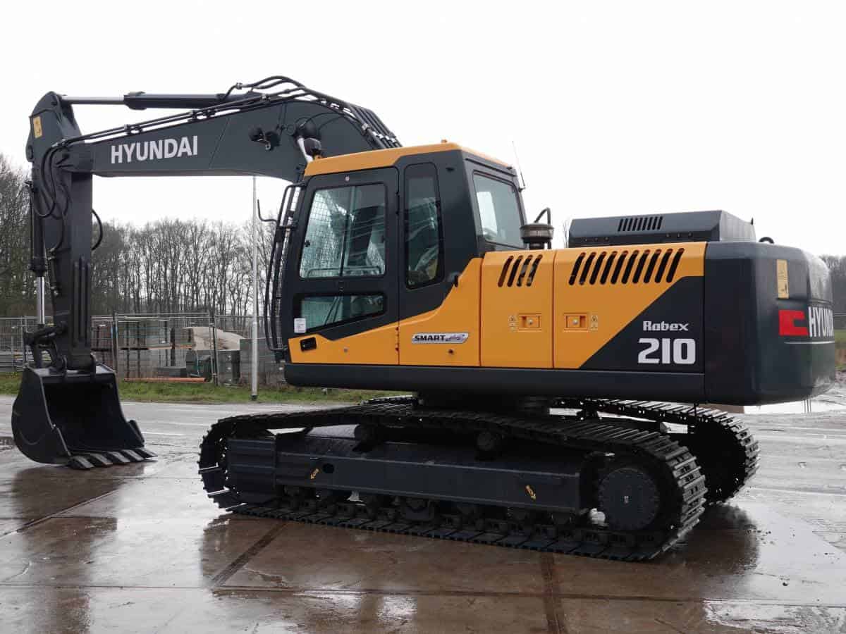 Hyundai r210 экскаватор